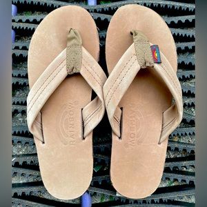 NWT Sierra Brown Rainbow Flip Flops